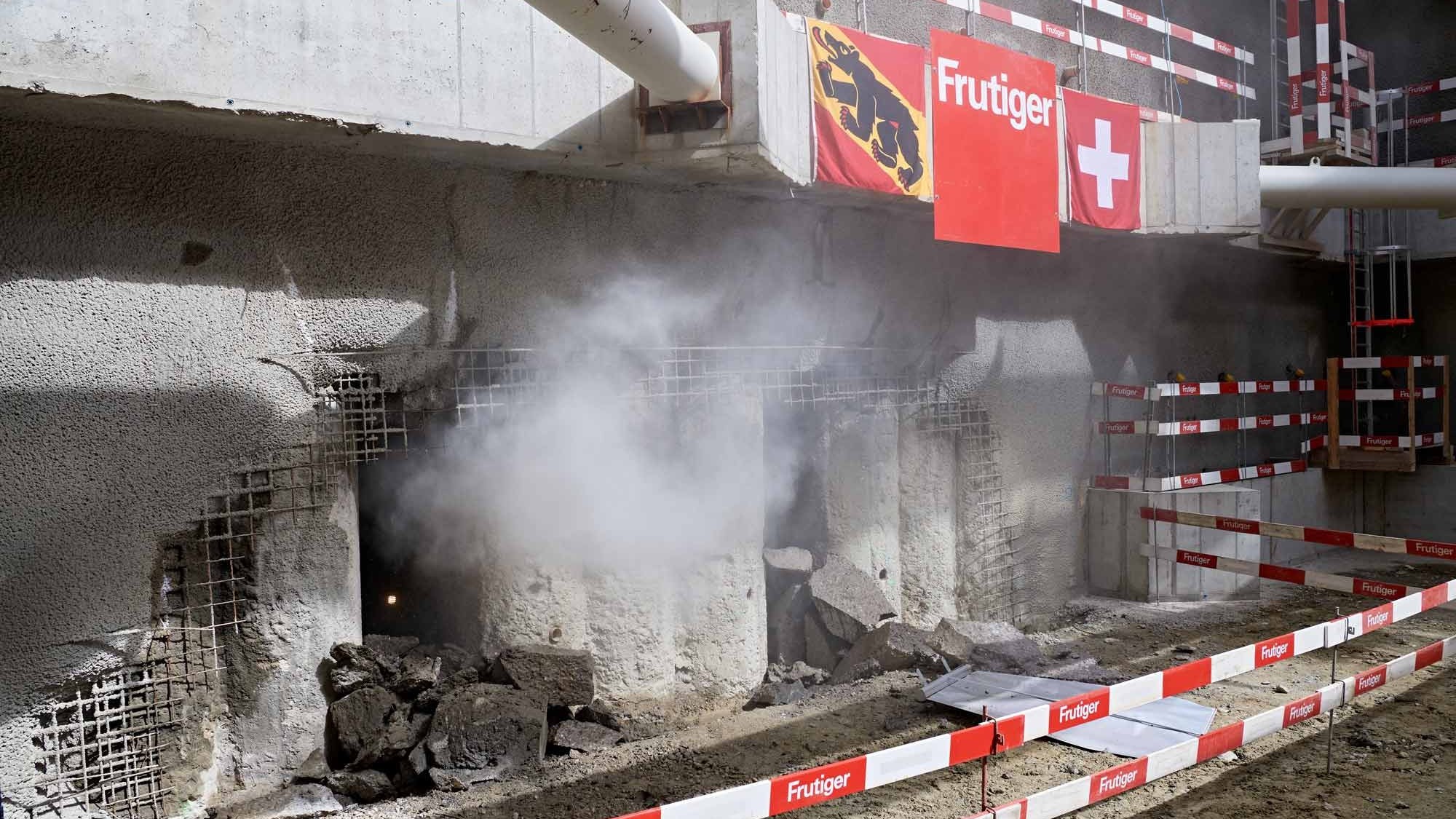 Durschlag Zufahrtstunnel Hirschenpark und Eilgut in Bern