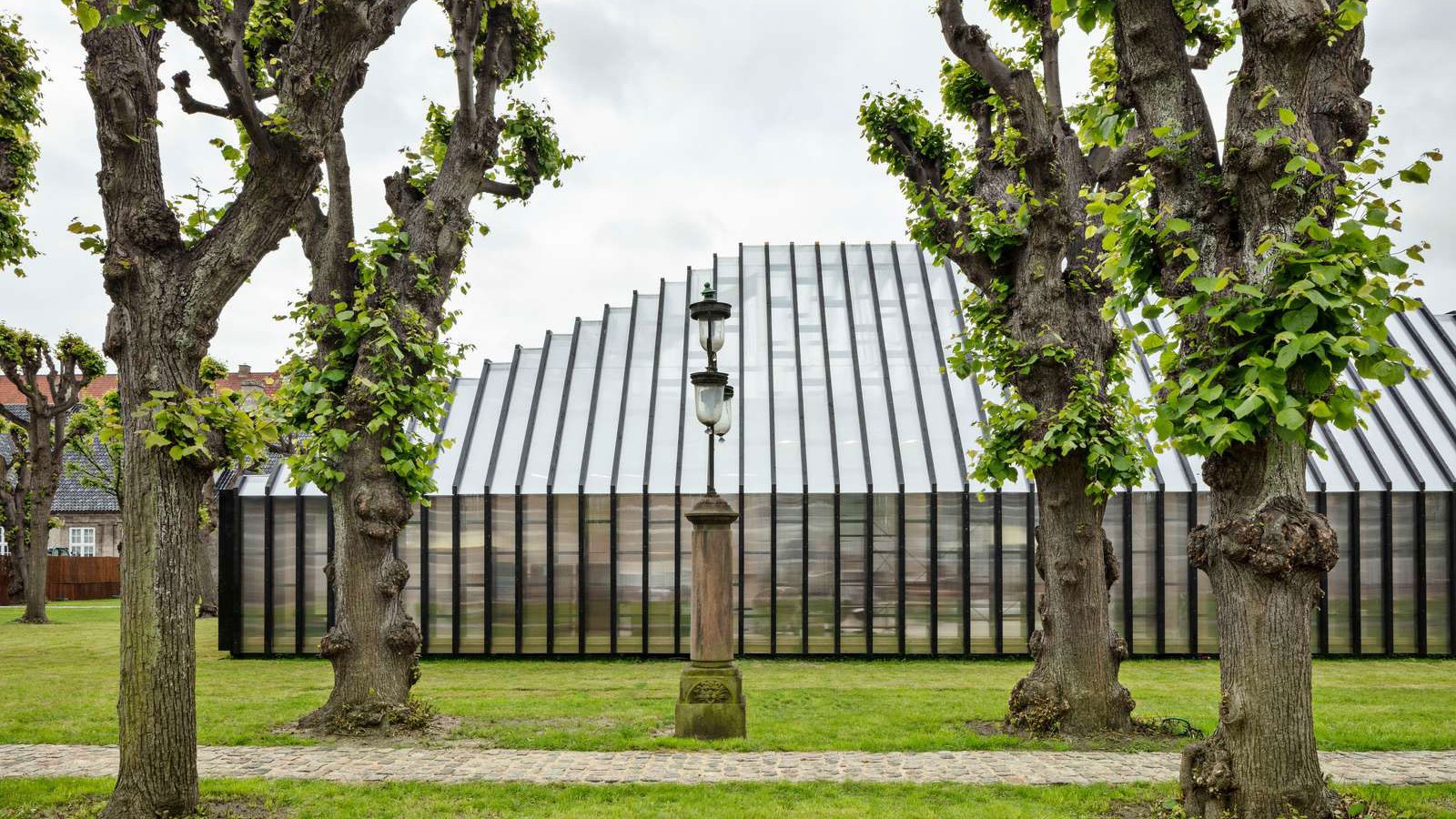 Temporärer Fritz Hansen Pavillon  beim Designmuseum Danmark.