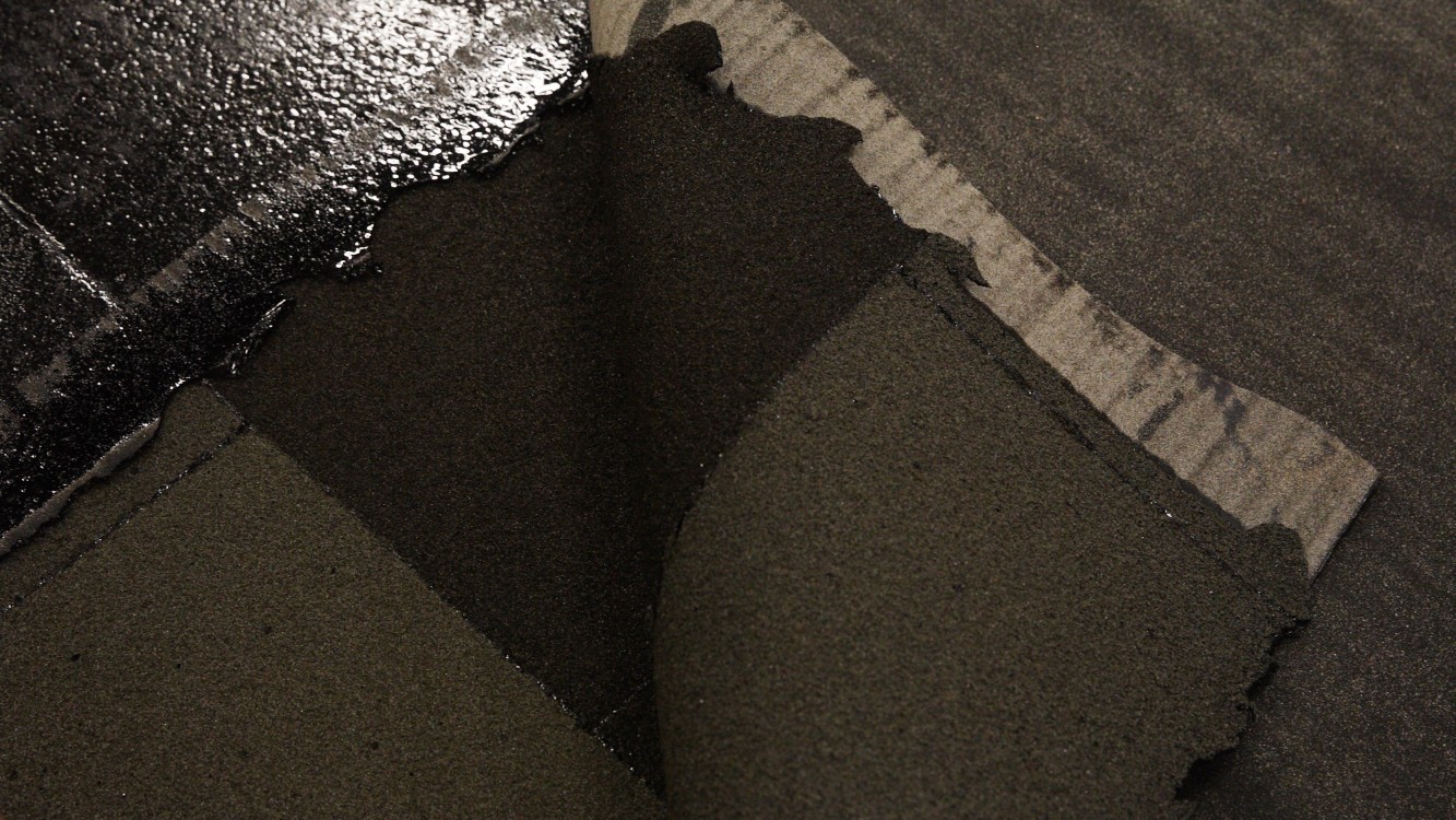 Schaumglas mit Schutzfolie