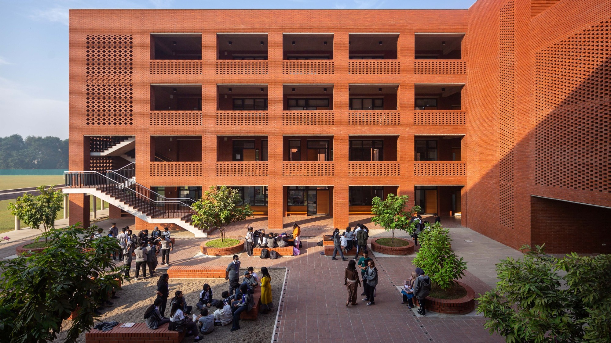 Auf der Shortlist für den Brick Award 26:: die Agha Khan Academy in Dhaka (Bangladesh)