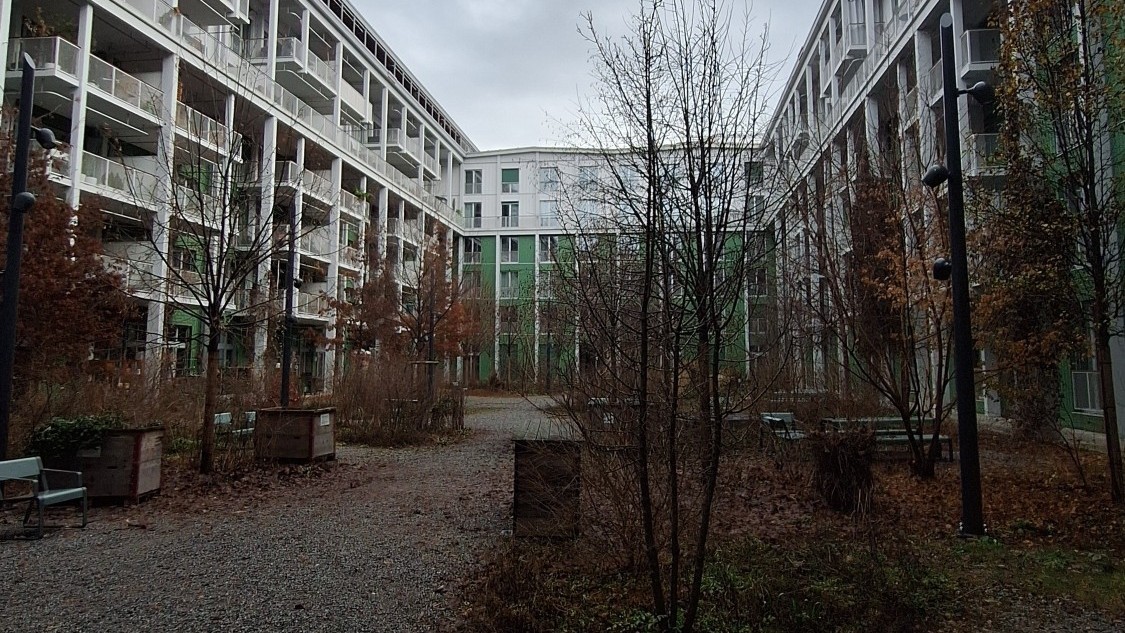 Das neue Stadtquartier Lokstadt in Winterthur: Innenhof des Hauses Krokodil