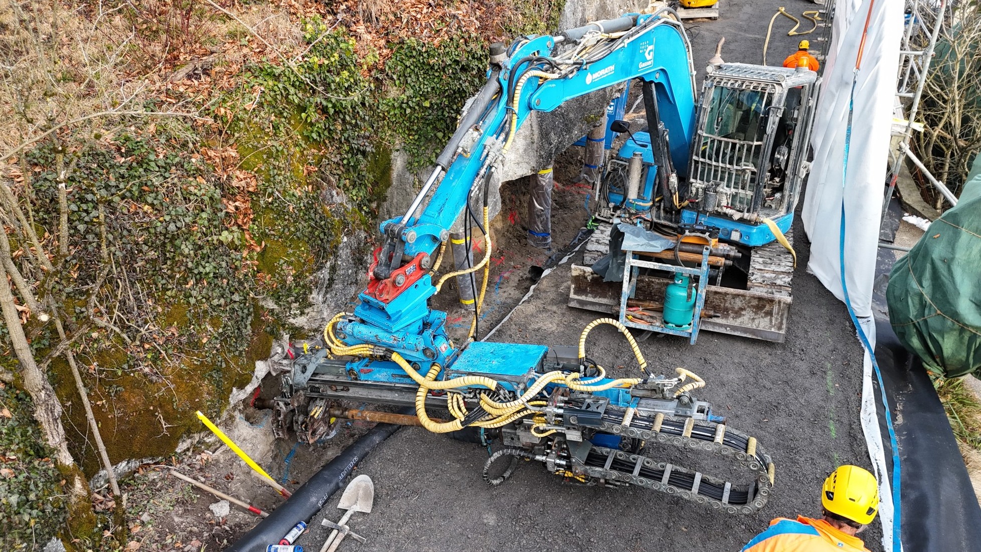 Bohrbagger im Einsatz am Gubelstein in Rapperswil-Jona SG
