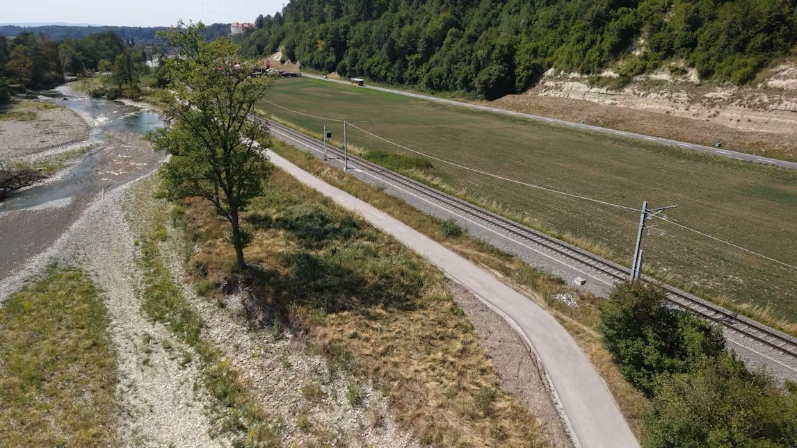 Uferweg an der Sense bei Laupen