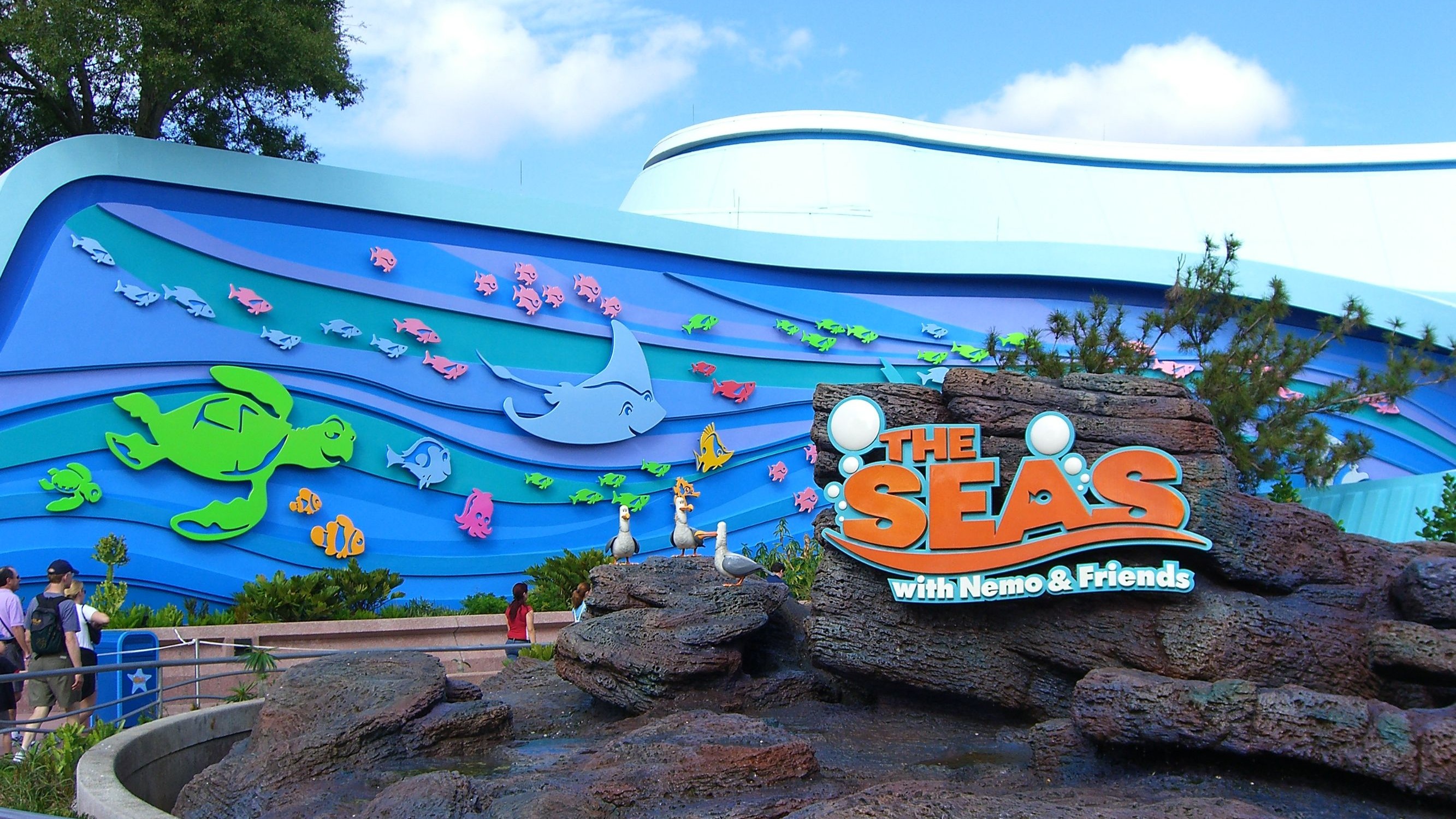 The Seas with Nemo & Friends, Bay Lake